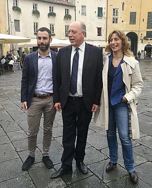 Gli assessori Raspini e Mammini con il sindaco Tambellini